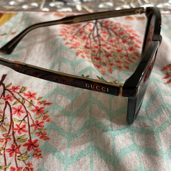 Authentic Gucci Sunglasses - Picture 3 of 5